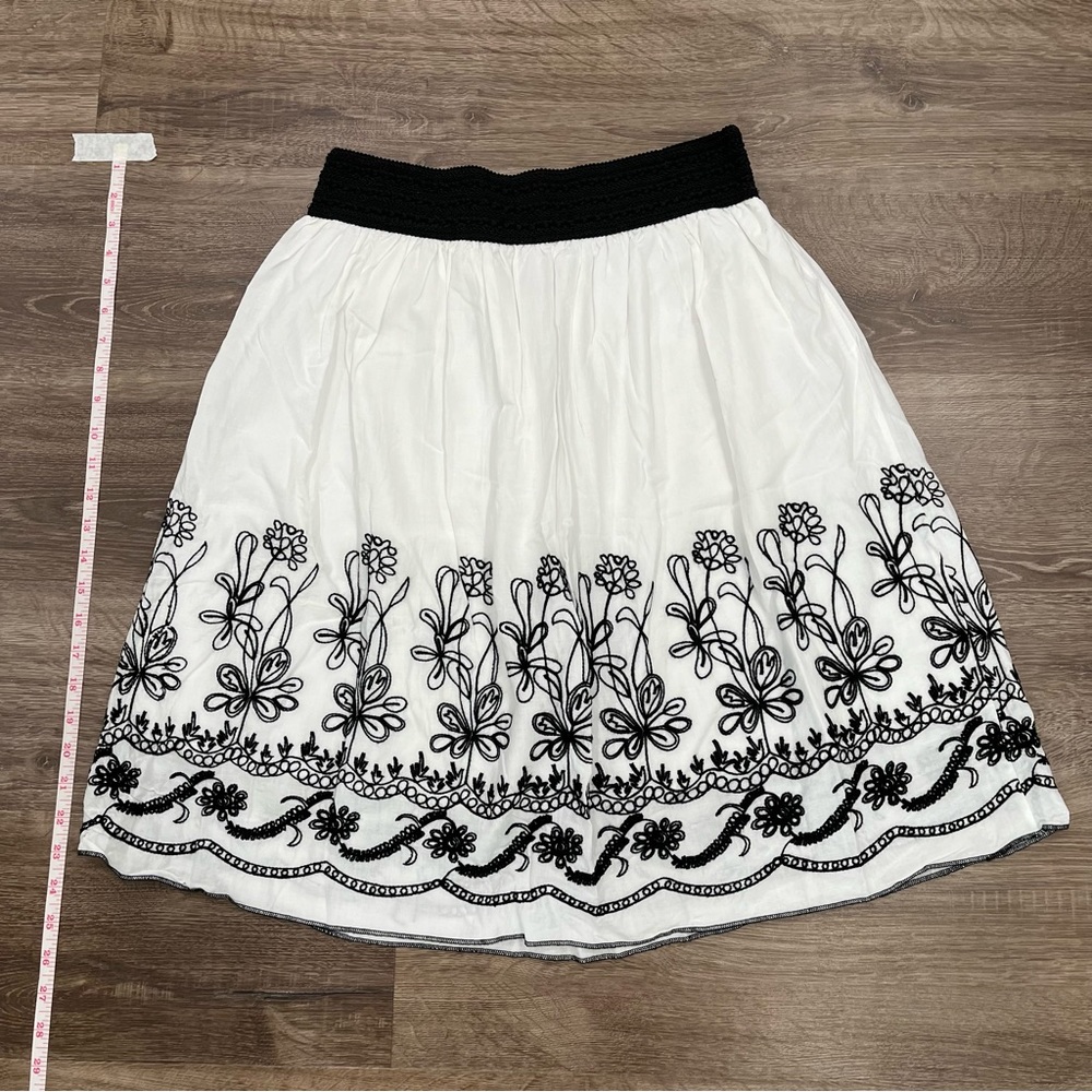 Embroidered skirt 3/$25